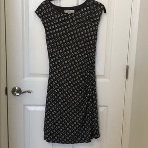 Short Sleeve Grey Patterned Loft Dress